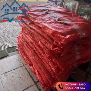 Bạt sọc 3 màu khổ 4m được đóng bao gọn gàng tại Phương Vy